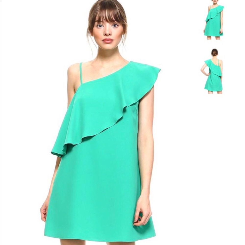 Worn once to a wedding size small!